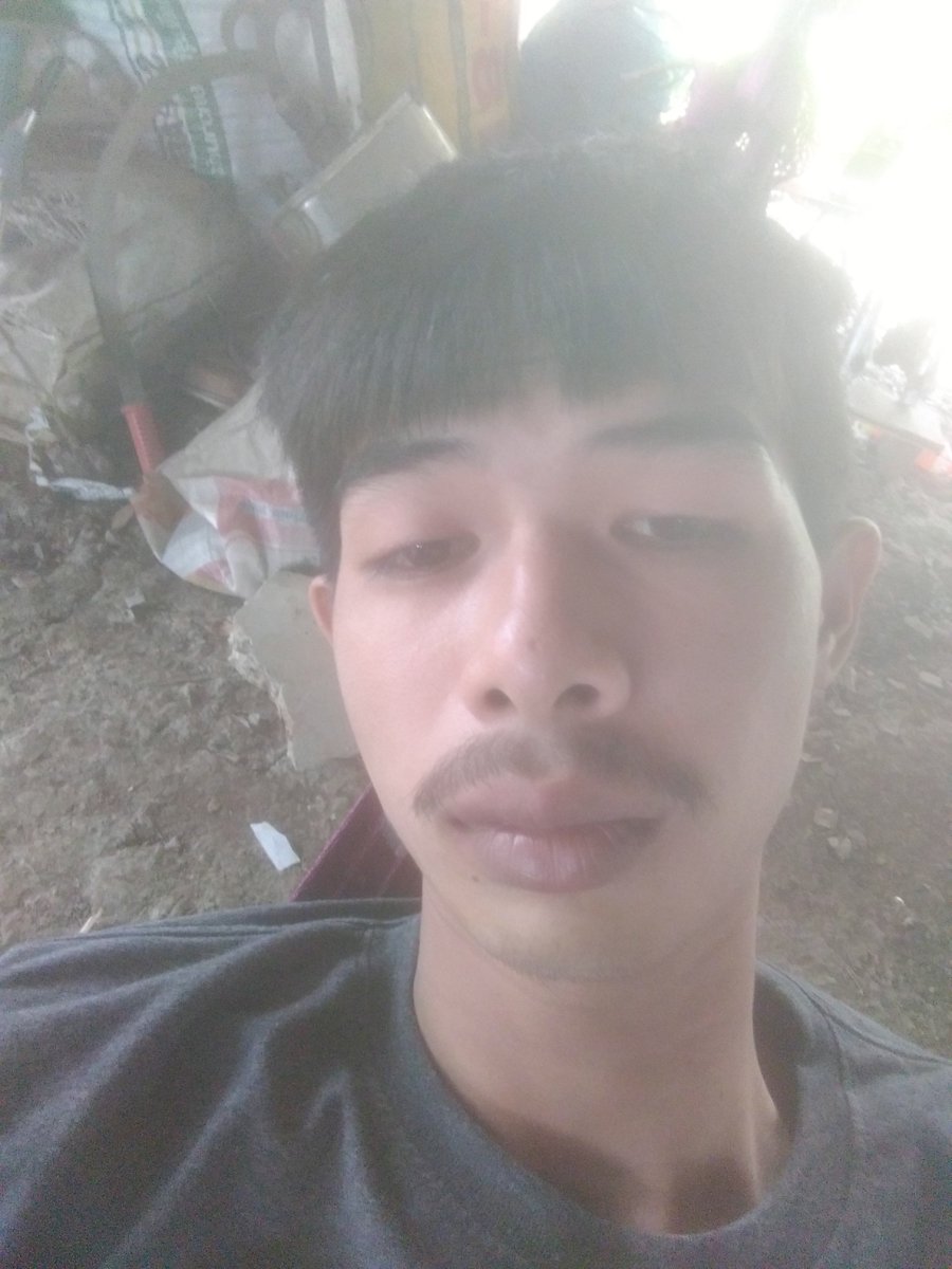 Suwanko1's tweet photo. เงี่ยนๆเหงาๆเยสกัน https://t.co/XewYYV2285