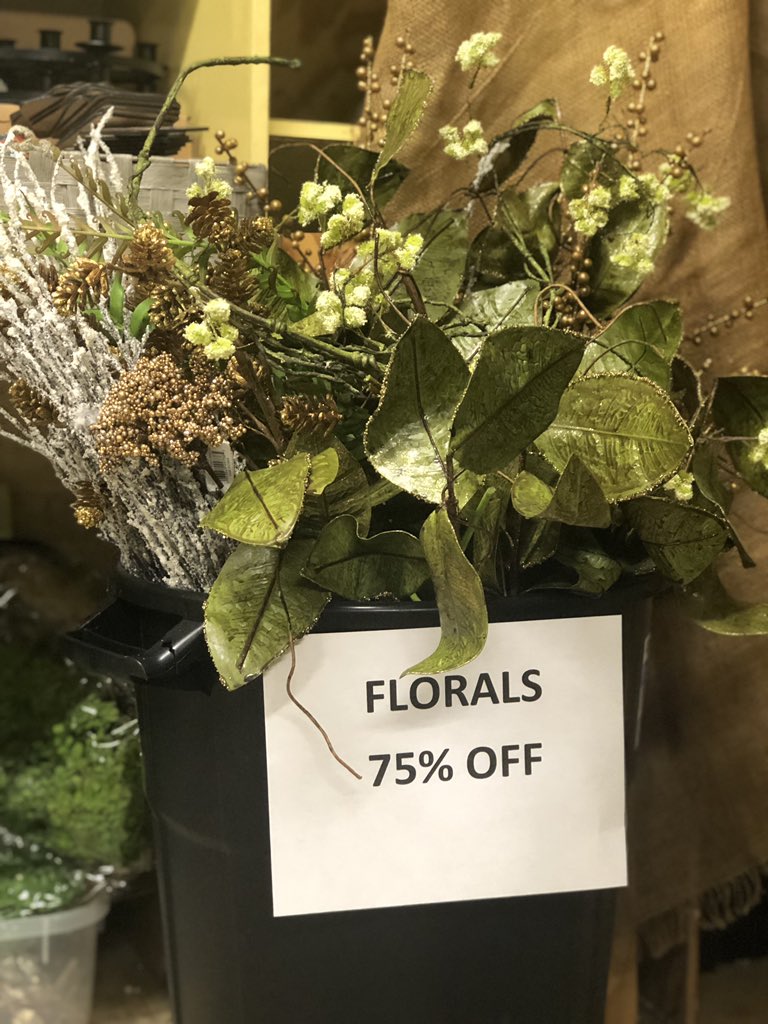 TableMatters's tweet image. It’s ON! Market Week Sale going on NOW! Lots marked 50-75% off already. Shop early for the best selection! We are open 10-5 today through Friday and 8-4 on Saturday. #sale #bham #summersale #mountainbrookvillage #marketweeksale #bargains