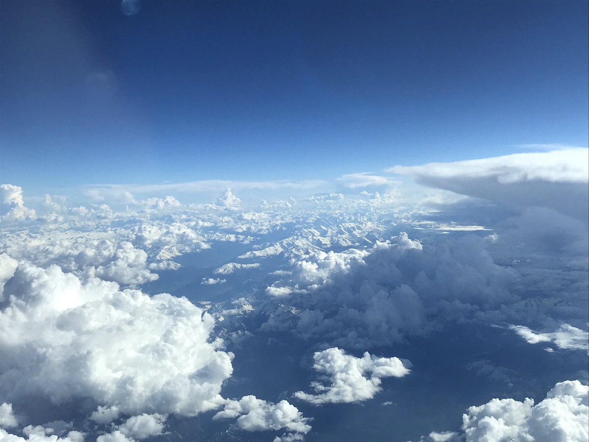 benfoxy123's tweet photo. #Route to #Hurghada, a 5 hours 30 minutes #flighttime across #Europe 
Enjoying my time on the #B737 ....😝 ✈️ 
#Boeing #B737NG #FL370 https://t.co/DYqcllKlM9