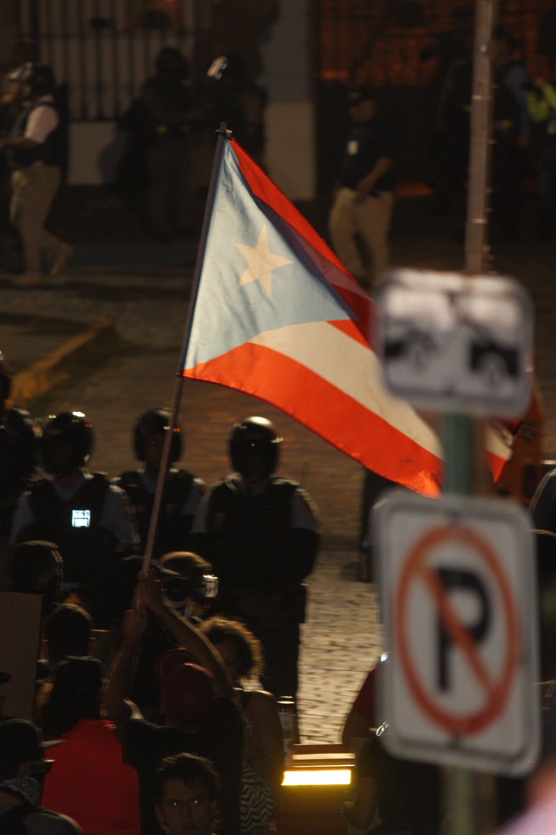 a_bennazar's tweet photo. 7.15.19
PROHIBIDO OLVIDAR 
¡Continúa la lucha, esto no se acaba aquí! 
Porfavor, ¡COMPARTE! 
#RickyRenucia https://t.co/Ut6YlQMcp4
