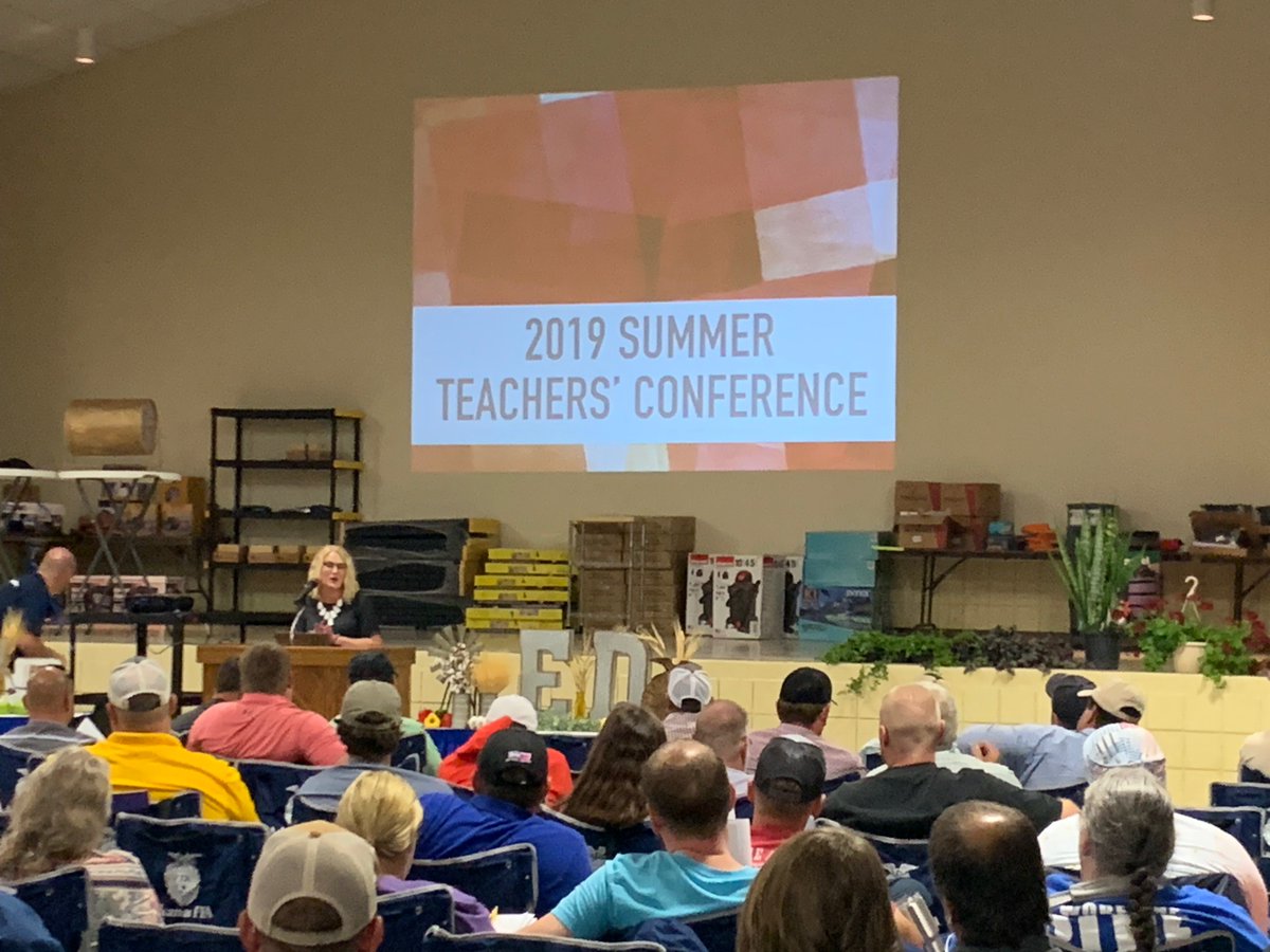 iCEVonline's tweet photo. iCEV team members, @iCEVKelli @icevdusty and Rick Hagood, are at the @ArkansasFFA advisor’s in-service to discuss how #industrycertifications available on the iCEV testing platform can make their students college and #careerready. #iCEVCertified https://t.co/UbCXfANIkI