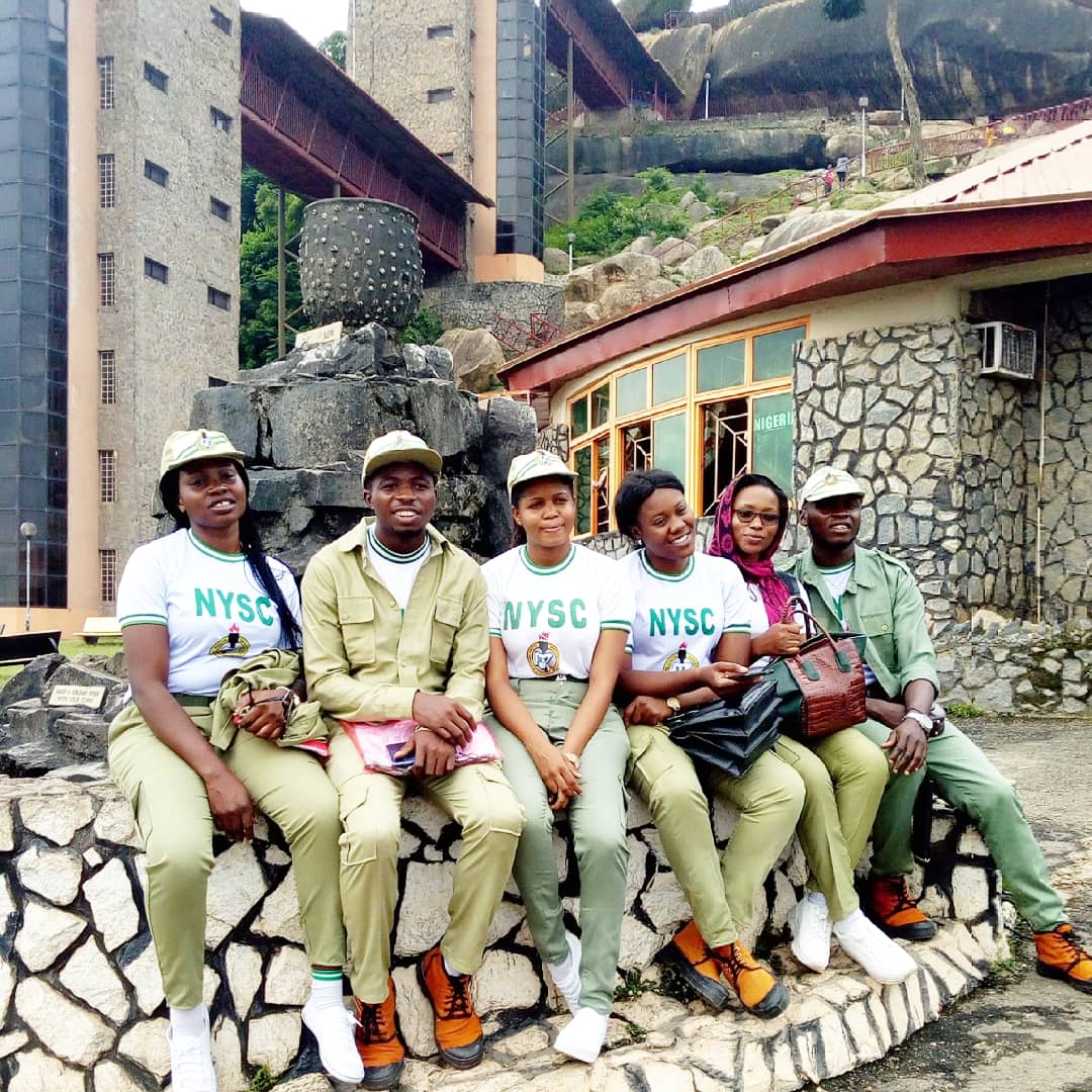 OlumoRockNG's tweet photo. Corpers exploring Olumo Rock #adventuretime #TuesdayThoughts #Travel #History #visitnigeria #tourism #TravelTuesday #corpers #naijacorpers #corpershub https://t.co/9nIq9B3Bx6