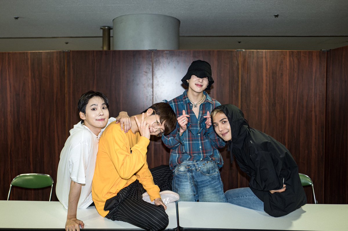 official_yoon_'s tweet photo. 😭😭😭😭👍🏻👍🏻👍🏻👍🏻🙏🏻🙏🏻🙏🏻🙏🏻💙💙💙💙 https://t.co/TOAeYm7vTo