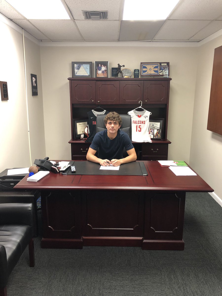 BayAreaHoopsfl's tweet photo. Congrats to Jeffery White of @DurantBoysBball for signing with @FC_Hoops_ https://t.co/L68dewEjBM
