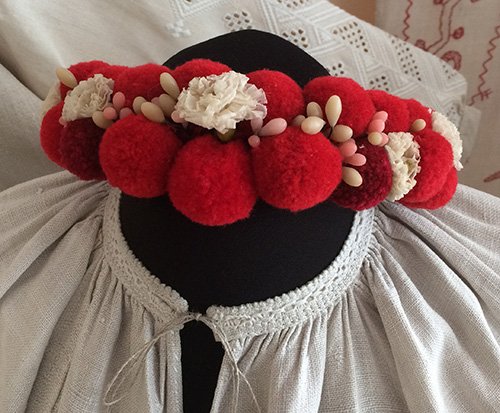 nat_clothing's tweet photo. Authentic and modern embroidery designs. Ukrainian delicate whitework and bright patterns https://t.co/oAQx0UbazG
#embroiderydesign #embroidery #embroiderypattern #handmade #whitework #needlework #Ukraine #indigo #mouline #embroideredclothing #embroideredshirt #wreath #headdress https://t.co/ROmak5NH6r