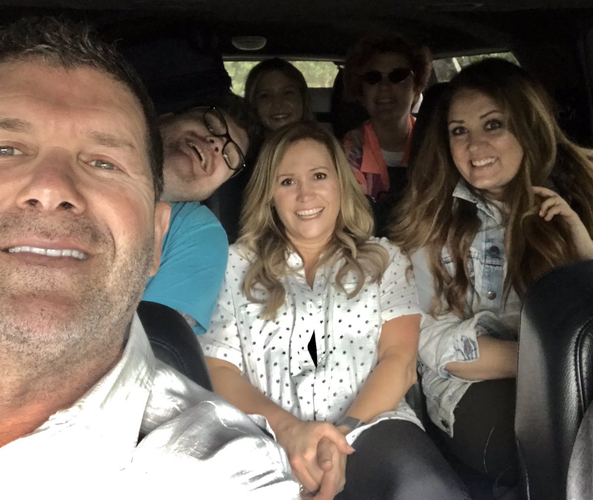 HolliMartinez1's tweet photo. Cooperstown or bust! 🎉 @Mariners @11EdgarMartinez @cdowns31 @BeLauxOfficial @TessaNicolle #HOF2019 @baseballhall #EdgarHOF https://t.co/u8jvqI5aR2