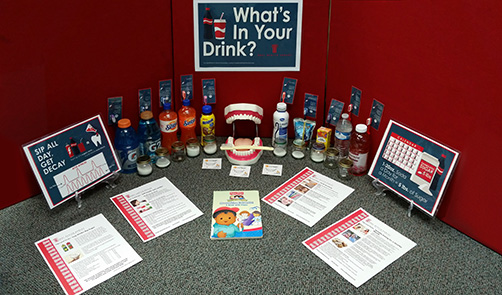 Sippy_TFH's tweet photo. @OralHealth_KS has developed some fantastic resources!

Our sugary drink display can be checked out by schools, libraries, or purchased here:
https://t.co/zfmJpBcr5w

Saavsus Bilingual #FastFacts Library:
https://t.co/KmnhWvNj0p

@HeadStartgov resources:
https://t.co/BISU491LKd https://t.co/lYlCNiLUIC