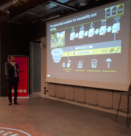 EY_Italy's tweet photo. Nasce #TATTOO Wine, la prima piattaforma al mondo abilitata da #blockchain per il mercato cinese basata su tecnologia #EYOpsChain che unisce #tracciabilità, #ecommerce e tokenizzazione. #EYwavespace https://t.co/AkSLlWWPa8