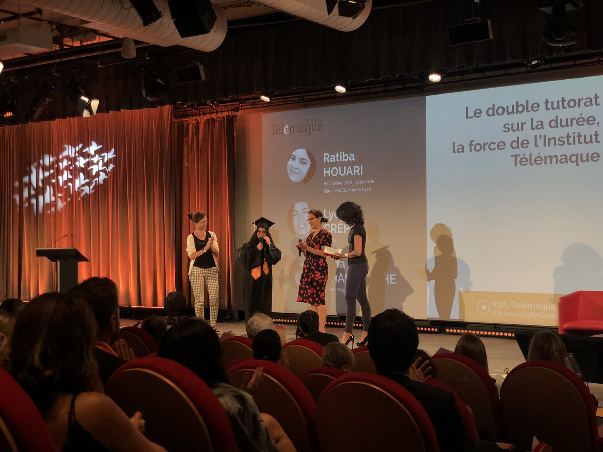 Le double tutorat, la force de l’Institut Télémaque ! 💪

Une filleule accompagnée de sa tutrice et sa référente pédagogique sont venues témoignées sur le parcours qu’elles ont partagé ensemble ! 

« On admire la persévérance et le travail qu’elle a fourni » #TelemaqueBAC2019