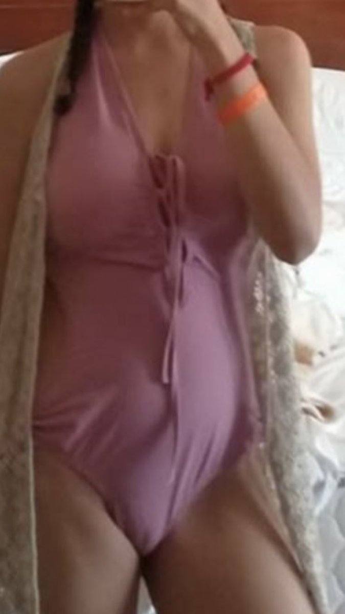 DaniiHot25's tweet photo. #CamelToe #cameltoeteen nice photo #Fav #beautiful #Rt si te gusta https://t.co/uFFlqv3K69