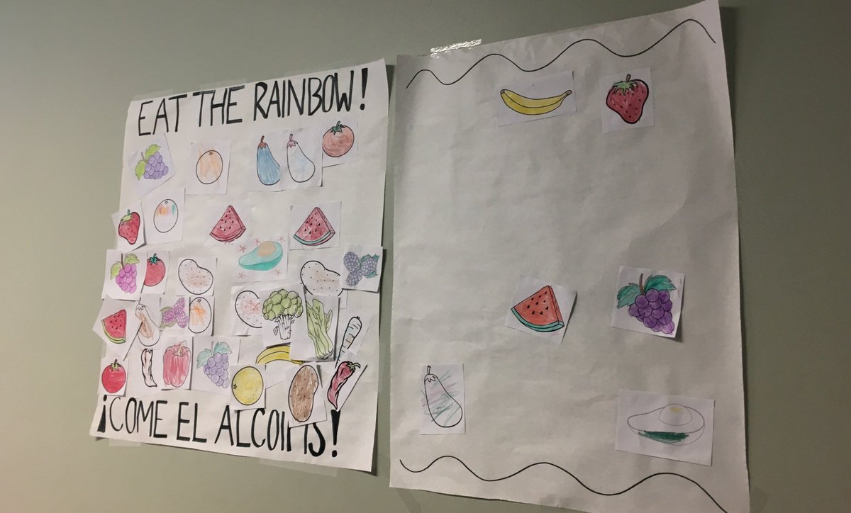 peoplesrc's tweet image. PRC's @TysonFoods intern, Mariah, led her first nutrition activity last week! She set out coloring sheets of produce for kids  &amp;amp; then had them hang the masterpieces on a poster. The kids (&amp;amp; parents!) loved having something to do while waiting! 

#TysonCommunities #CampusCompact