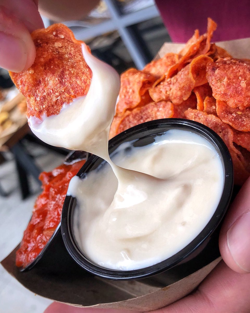 Elbows Mac n Cheese tweet media