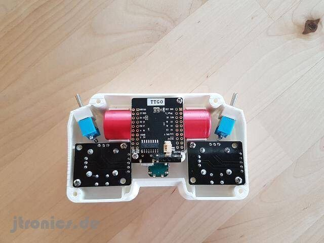 ESPcopter's tweet image. You can develop own DIY remote by using a esp module and a few basic components.
#dronesintheclassroom #droneblocks #coding #drone #minidrone #arduino #arduinoproject #droneproject #dronecoding #esp8266 #iot #stem #programmabledrone #edudrone #arıkovanı #droneblocks