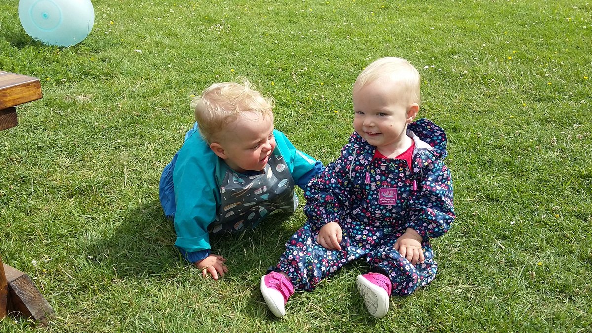 WildWildlings's tweet image. Balloch O Dee @gallowayforest great family get away. Kids, dogs, horses, chickens, ducks- what more could you need ...a few beers for tge mums 😂