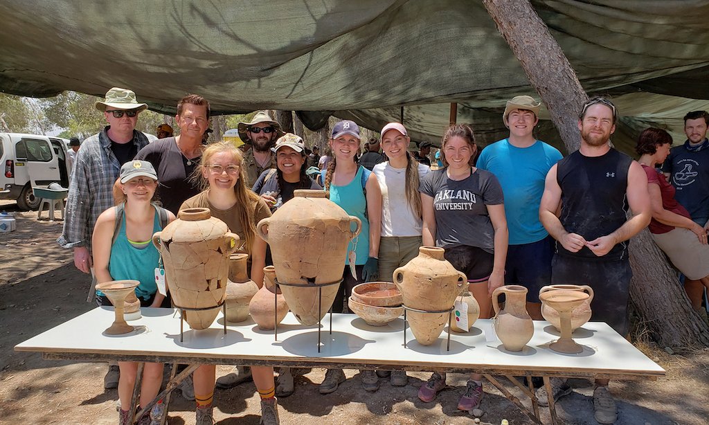 oaklandu's tweet photo. Oakland University students helped identify an ancient town in Israel and made history on an archaeological dig. #ThisIsOU #SummerAtOU https://t.co/cRMqPCy0s0 https://t.co/sn3AR0BJrf