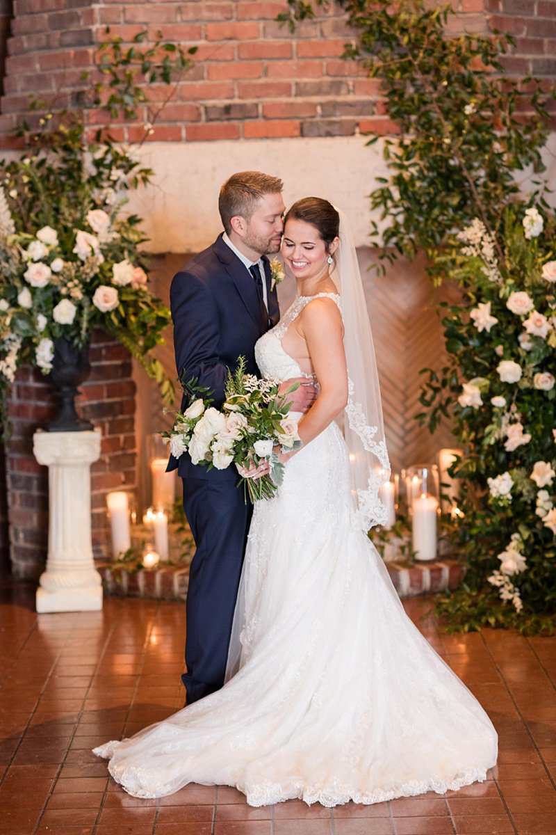 MeredithRyncarz's tweet photo. Historic Villa Intimate Wedding https://t.co/LFiFSTs5Ug
#weddingphotography
#mrpbride
#tinyweddings https://t.co/sc0HS5e3x4