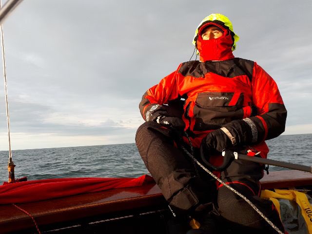 Tonight Will is a guest on Kelly Morgan’s sports show “Lets get physical” A weekly look at what gets us moving for @BBCWiltshire 2000hrs - 2100hrs. bbc.co.uk/programmes/p07… 📷 Flashback to the run up to Pentland Firth and wearing everything they had to keep them warm at night.
