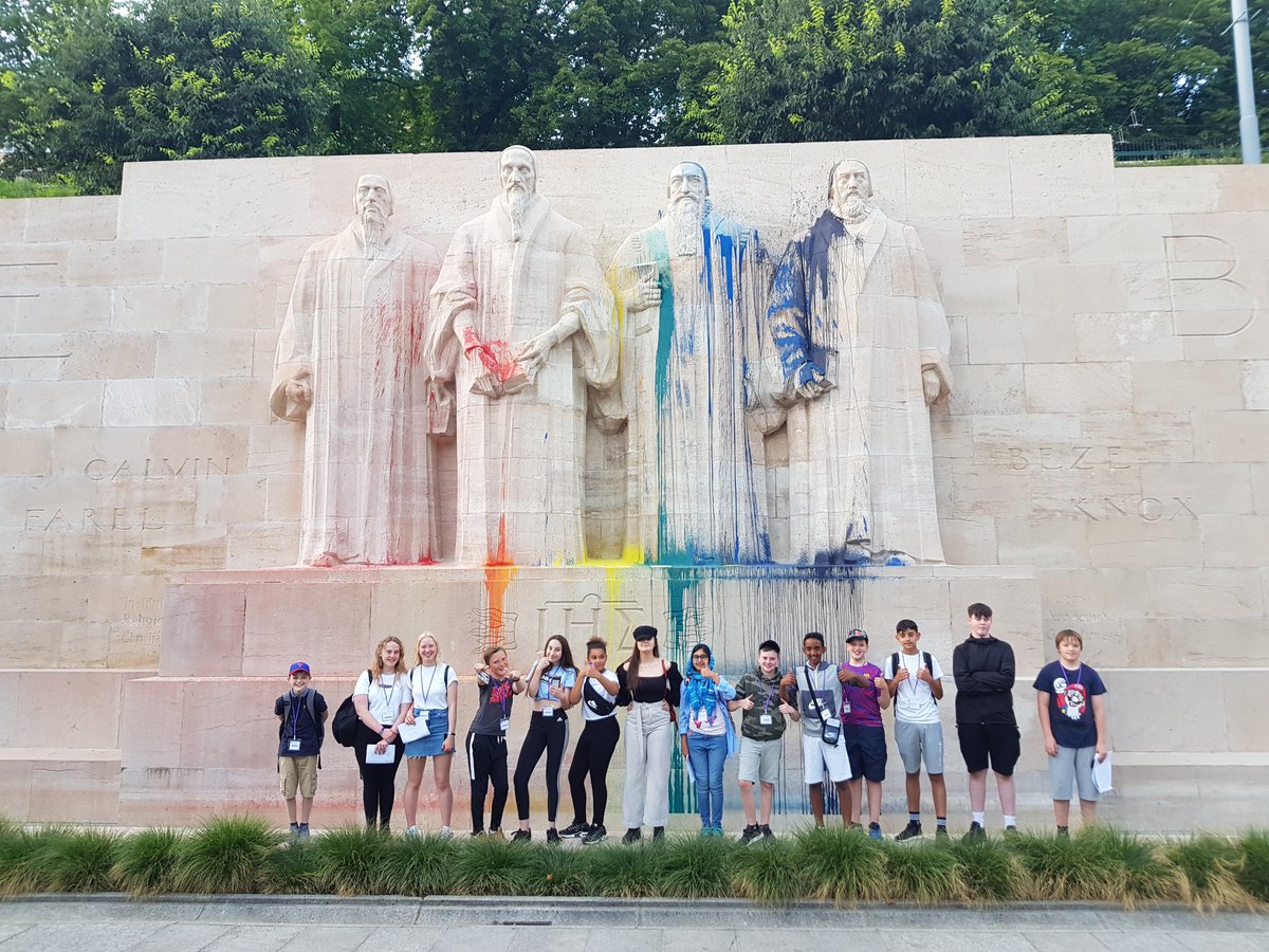 ashmanortrips's tweet photo. Geneva Challenge Week Trip! #Geneva #CERN #challengeweek https://t.co/28VBZhODCA