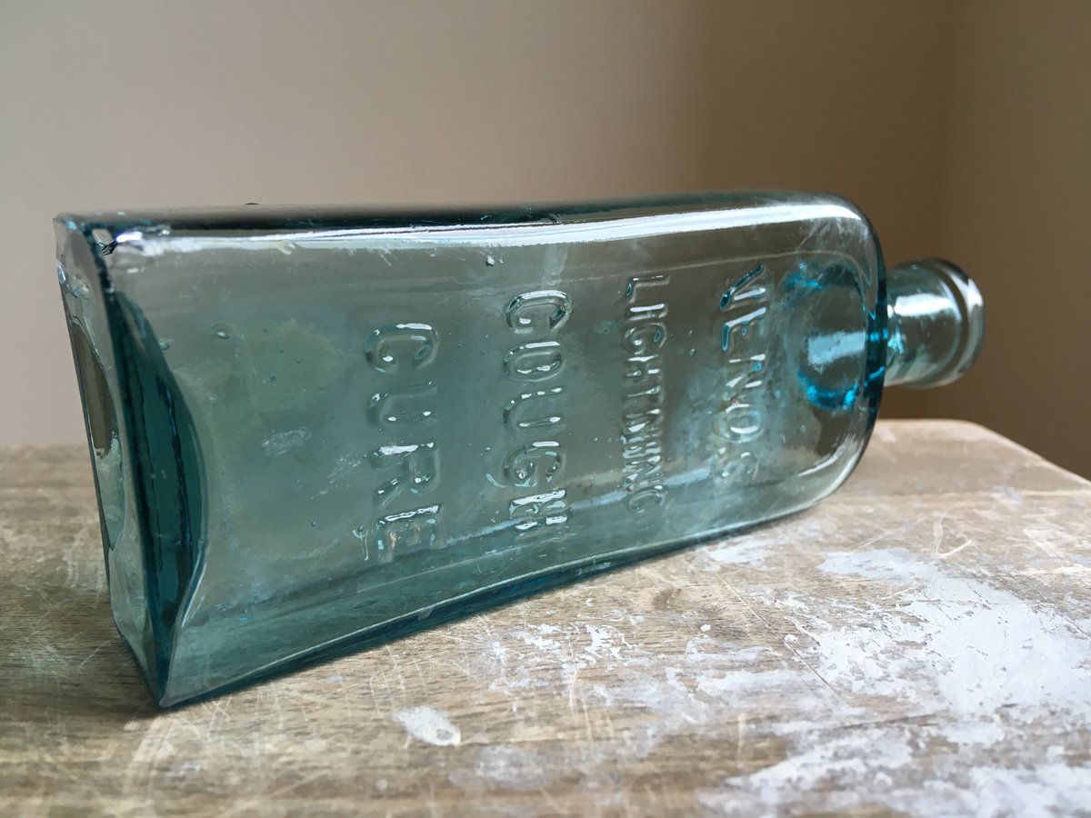 DanielsFayre's tweet image. ebay.co.uk/itm/2332892335… #Antique #Antiques #VENOS #LIGHTNING #COUGH #CURE #Embossed #Glass #Bottle #Distressed #Salvage #c1900s #SalvageHunters #DrewPritchard #ForSale #collectables #DanielsFayre #DifferentFromTheCrowdatDanielsFayre #Chemist #Medicine #Apothecary #Pharmacy