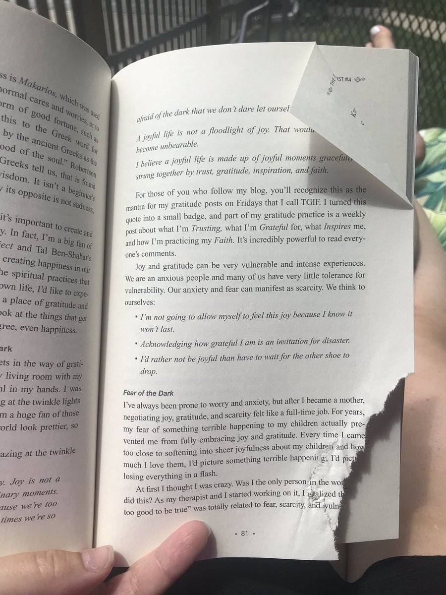 MsGosnellsClass's tweet photo. I feel like a fake reader when I don’t have pages to actually turn, but I’m really an audiobook kind of person. My accountability dog is here to remind me of that. Embrace who you are. 🤦🏼♀️ #lsreads @BreneBrown https://t.co/iaAowG6fbQ