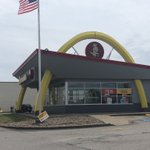 ロゴが怪しすぎる・・・偽物のマクドナルドかと思いきや本物だった!