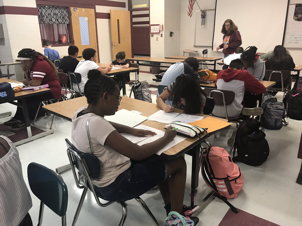 BSMSfalcons's tweet photo. Year-round is off to a great start at BSMS. Our falcons have been hard at work these first few days. #GOBSMS https://t.co/c9tmCVrW7z