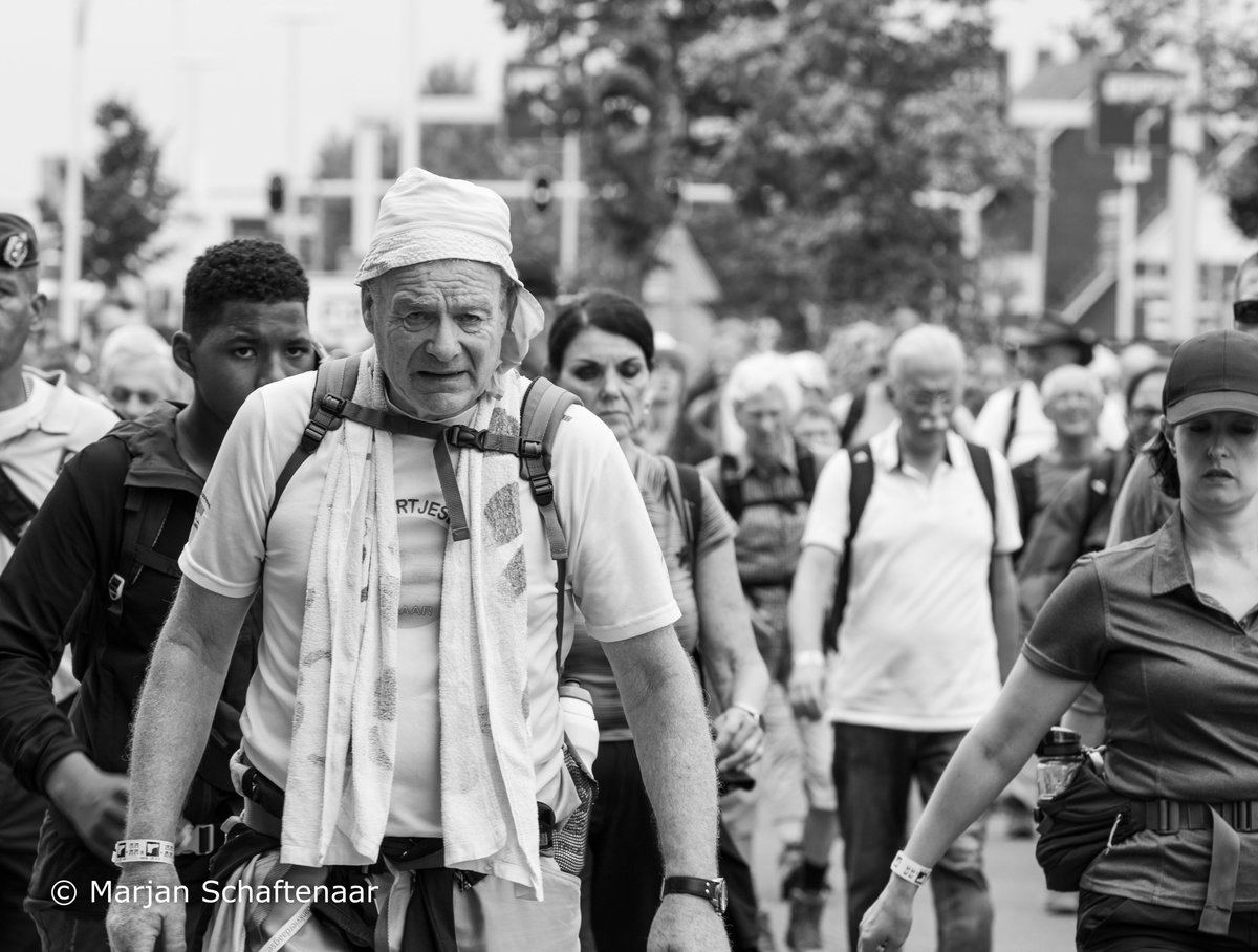 m_schaftenaar's tweet photo. Vandaag weer de eerste dag van de 4daagse :D wat blijft het toch een mooie evenement! #NijmeegseVierdaagse #nijmegenmarches #nijmegen #4daagse2019 @4dgld @DeGelderlander https://t.co/KLs1u1goly