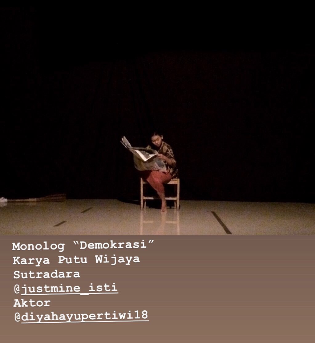 TeaterAkar's tweet photo. Penyaji malam ini.... https://t.co/PYYPvWFKPz
