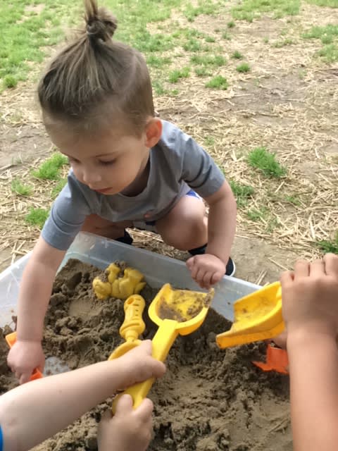 GoddardLO's tweet photo. The preschoolers are "digging" outside time today! https://t.co/ZWp6ysNYQs