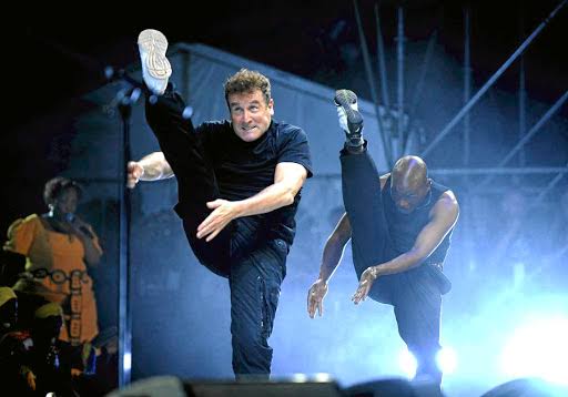 TSA_pitori's tweet photo. Our condolences to the families of Johnny Clegg and Marc Batchelor. South Africa will forever celebrate you. #RIPMarkBatchelor #RIPJohnnyClegg #Johnnyclegg #MarcBatchelor #ladi_jaja #TuesdayThoughts #TuesdayMotivation https://t.co/mANd6S72tW
