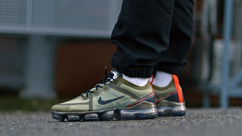 vapormax 2019 olive