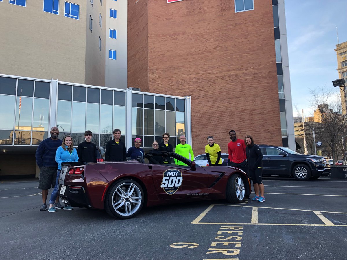 500Festival's tweet photo. We ❤️ our #IndyMini ambassadors! Stay tuned to learn how you can join the team in 2️⃣0️⃣2️⃣0️⃣ https://t.co/xs6wncZRLB