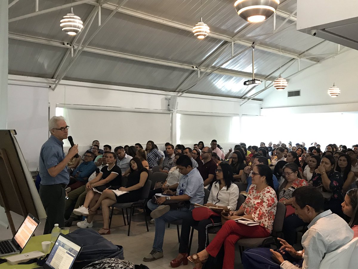 GioCastaeda2's tweet photo. Innovación: nuevas formas de Leer. Programa Todos a aprender Córdoba. https://t.co/DyacGeNh3D