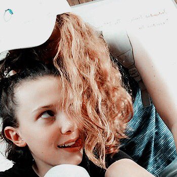 Scar_Woodsen's tweet photo. ♥️💛 my forever partner in crime @ClaraMilner1 https://t.co/U8d8VDlS0E