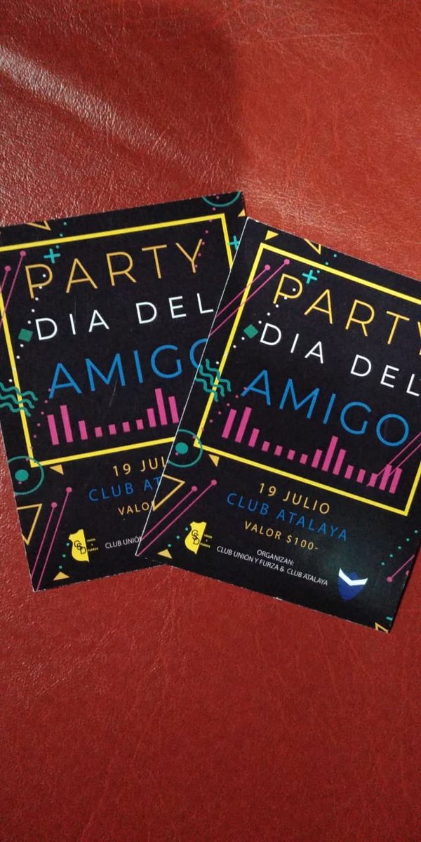 CSDUnionyFuerza's tweet photo. #DiaDelAmigo 

👗👠👔👟🍾🥂🍻😉😉😉😉

Este viernes lo festejamos  con nuestros amigos de #Atalaya 🤝🤙🏻 💃🕺🏻

¿Queres preventa? 🎟🎫

👉🏻 Acá  podes conseguir la tuya! 

Los esperamos! 🎉 🎉 https://t.co/jZUH95eWOB