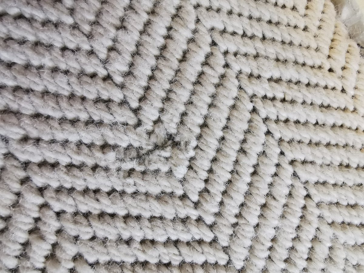 Neville_SRRT's tweet photo. @Tapi_Carpets We have had our stairs and landing carpet layed for the second time after it was damaged the first. We have now noticed it is again damaged with a cut in the landing and a section missing at the side of the second step! https://t.co/PWMeSE9w1V