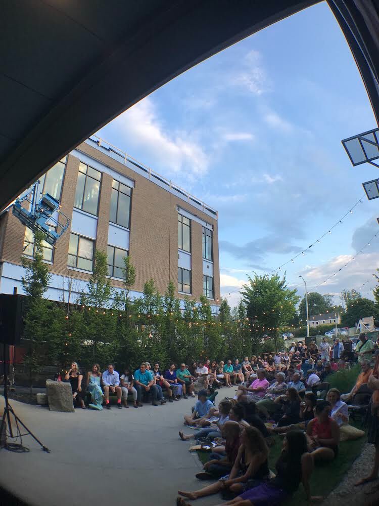 3SARTSPACE's tweet image. We had a real great time with @SoggyPoBot at last Friday’s Loading Dock concert.  
Next up: @muddyruckus