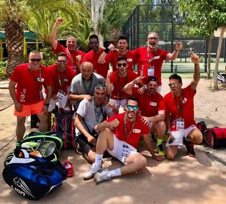 ICPadel's tweet image. 📷 Galería de Fotos 
MasTeR FInAl'19 - Así lo vivieron el equipo del @campingstel 

Imágenes del fin de fiesta en esta 2da Edición del ÍNTER CAMPINGS PÁDEL By @HEAD_PADEL con otra visión más personal.

GRACIAS por confiar en este proyecto 👍

📌 ow.ly/Esrn30p8Q0E