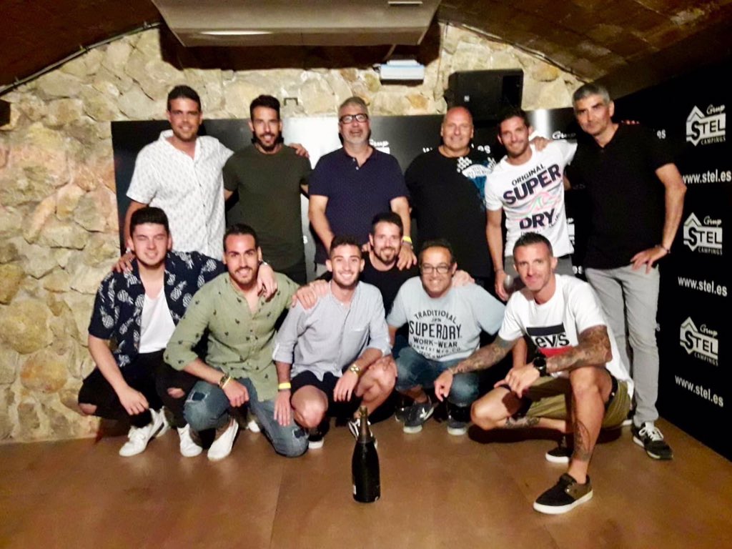 ICPadel's tweet image. 📷 Galería de Fotos 
MasTeR FInAl'19 - Así lo vivieron el equipo del @campingstel 

Imágenes del fin de fiesta en esta 2da Edición del ÍNTER CAMPINGS PÁDEL By @HEAD_PADEL con otra visión más personal.

GRACIAS por confiar en este proyecto 👍

📌 ow.ly/Esrn30p8Q0E