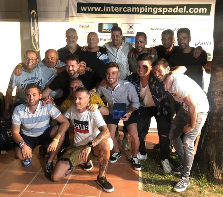 ICPadel's tweet image. 📷 Galería de Fotos 
MasTeR FInAl'19 - Así lo vivieron el equipo del @campingstel 

Imágenes del fin de fiesta en esta 2da Edición del ÍNTER CAMPINGS PÁDEL By @HEAD_PADEL con otra visión más personal.

GRACIAS por confiar en este proyecto 👍

📌 ow.ly/Esrn30p8Q0E