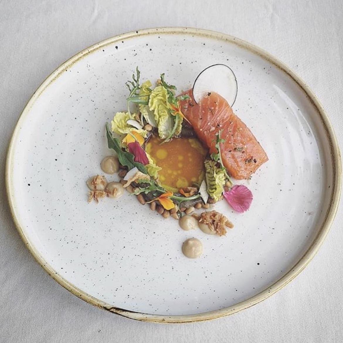WalkingMatters's tweet photo. Beautiful Salmon Gravlax with soy and aubergine caviar from @jonathan_poncelet on @churchill1795's brand new walked #churchillstonecast plate! 😍
#TabletopMatters
#chefs #theartofplating #chefstableware #chefsplate https://t.co/qz0ed45tqD