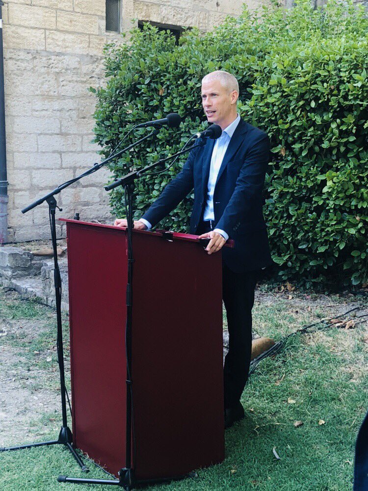 adacgvaf's tweet photo. 2 journées riches pour l’Asso des DAC des Grandes Villes et Agglomérations de France : réunion avec @France_urbaine et assemblée générale à Avignon, puis rencontres&amp;visites à Nîmes ! https://t.co/Fv8AQYe1xy