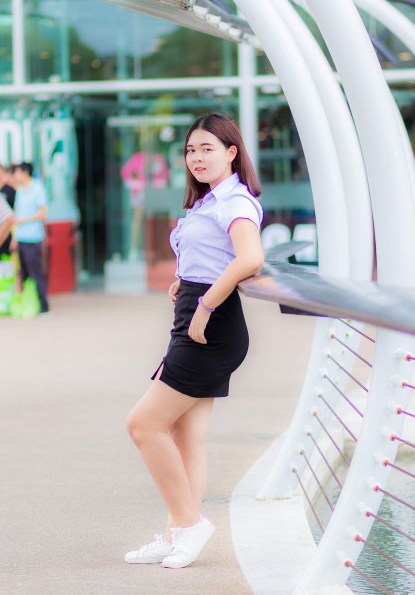 MRL03175752's tweet photo. ถ้าวันไหนพี่เบื่อหนู หันมาชอบหมูก็ได้น้าา🐷 https://t.co/yhgg3FNx48