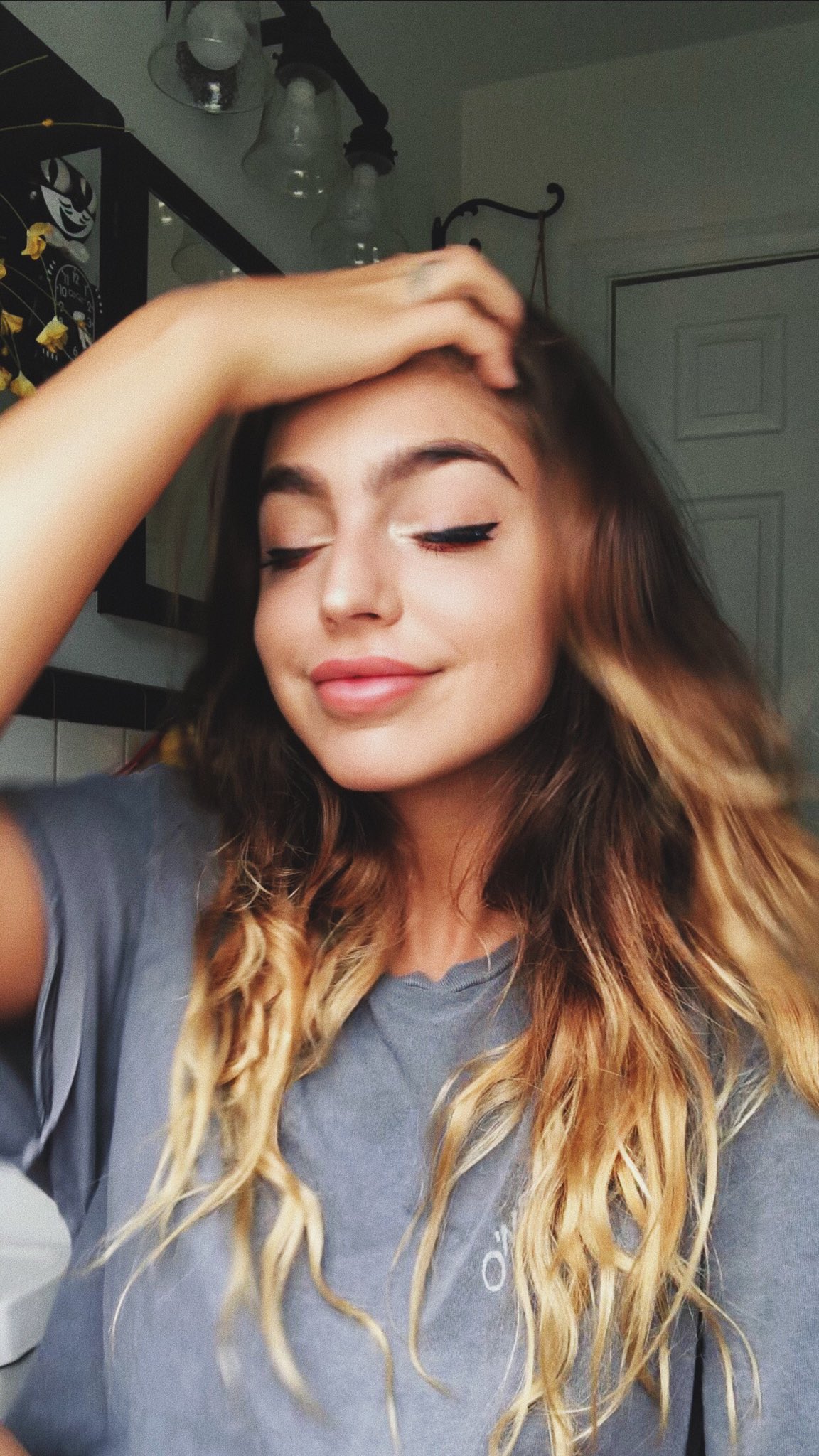 Emily Rinaudo on Twitter "∧__∧ (`•ω• )づ__∧ (つ /( •ω•。) ♡ しーJ (nnノ