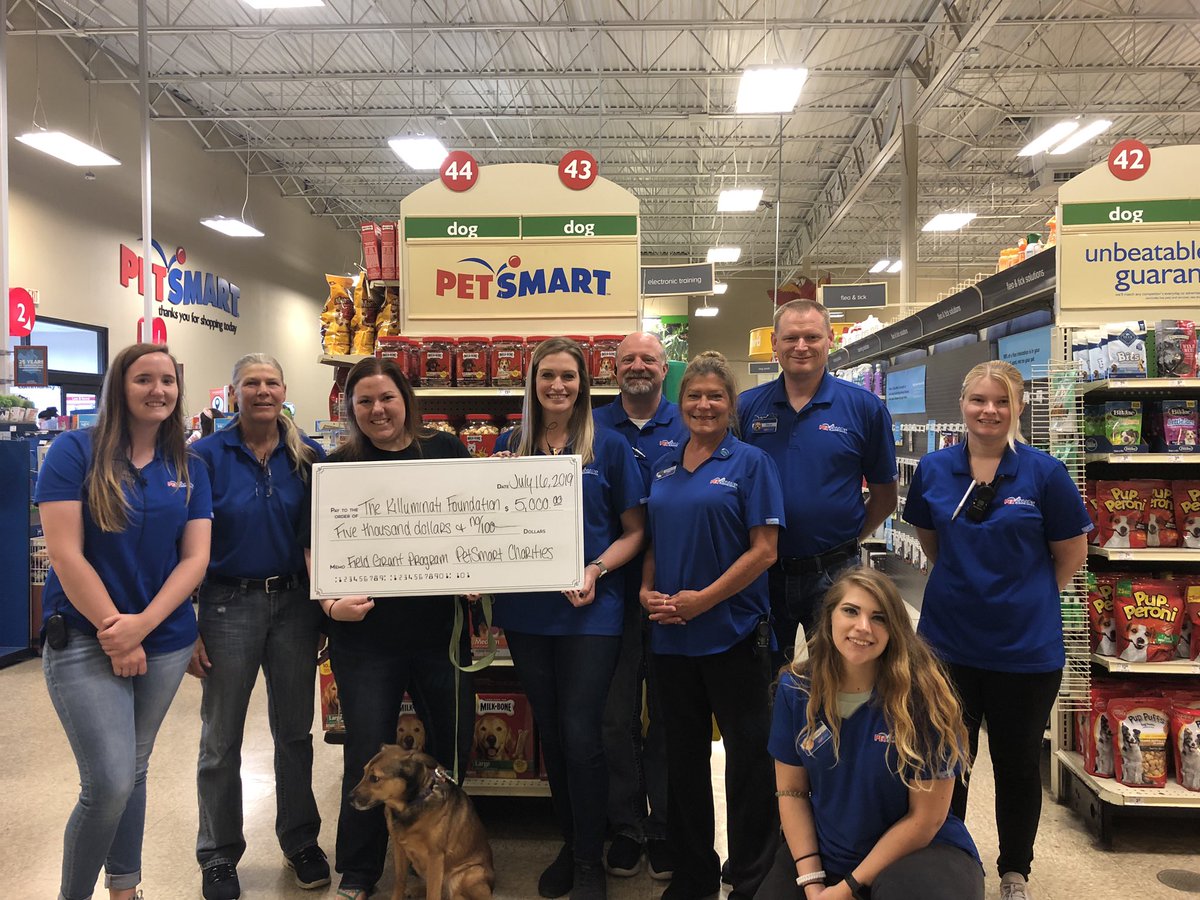 PetSmart Charities saved some lives today by granting The Killuminati Foundation a $5,000 donation. <a href="/PetSmartChariTs/">PetSmart Charities®</a> <a href="/JschroederJamie/">Jamie Schroeder</a> @Superdaddd1 <a href="/BruceHanselman/">Bruce Hanselman</a>  <a href="/CpaulChuck2/">Chuck Paul</a>
