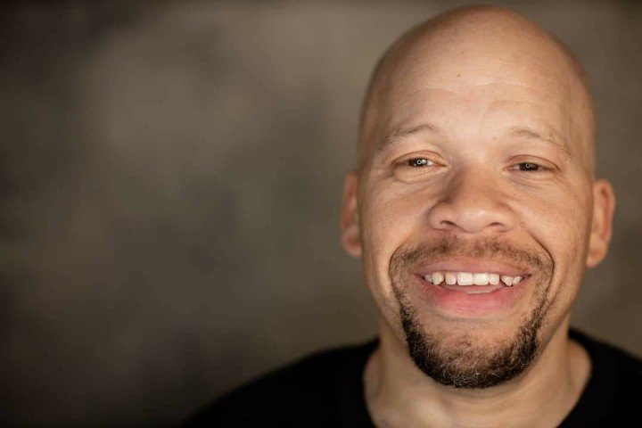 REKKHAN's tweet image. Chicago&apos;s own @REKKHAN taking a shot at #IRONHEART @AngelaBDirector         #SamBailey  https://t.co/ovuPpmd9Cv.  youtu.be/R19rNhCzBRE