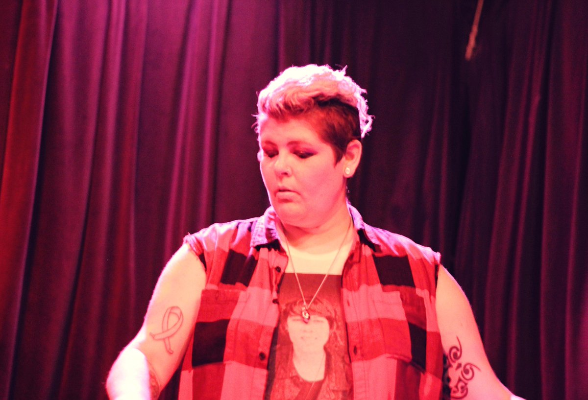 FullNote Records sent their intern Bela to Stubb's indoor Thursday, July 11th to check out <a href="/bleachedrosestx/">Bleached Roses</a>' "Sleep" release party with Ladyfang and Hex Boyfriend. Check out her photos! 

fullnoterecords.com/features/bleac…