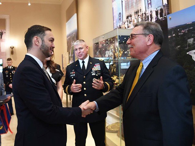 ASIIADomenech's tweet photo. Honored to attended today’s Wreath Laying Ceremony at the Tomb of the Unknown Soldier honoring the 75th anniversary of the WWII Liberation of Guam. https://t.co/jVkHEedy38