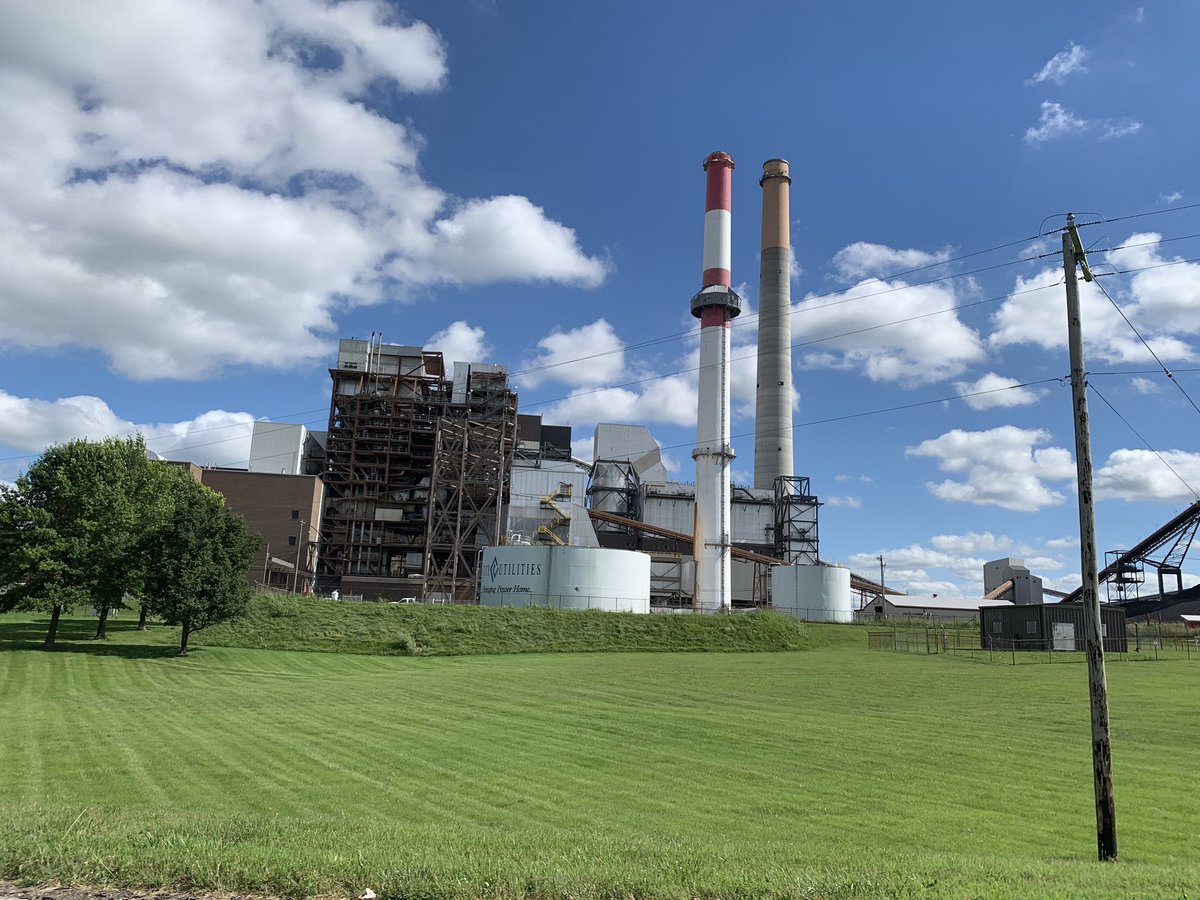 MrsMadura's tweet photo. What a great day as a @GOCAPSedu @SGFChamber #GOextern learning about employment &amp; benefits, gas, &amp; water ops at @cityutilities. I even got a special ride to the top of the John Twitty Energy Center 550’ stack, which had an awesome view! #BetterTogether #LifelongLearner https://t.co/6lHacRcg3M