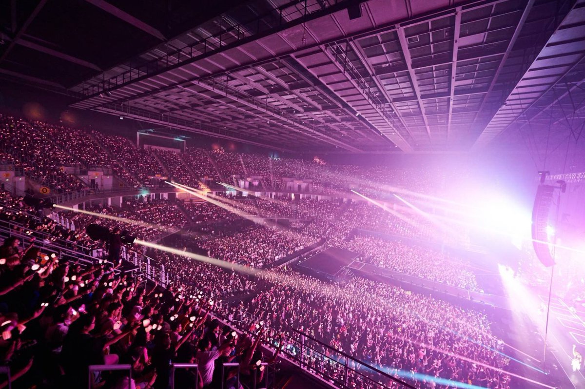 Kpop_Herald's tweet photo. Congrats to @ygofficialblink for making history! Blackpink's first world tour began in November and ended with their Bangkok concerts over the weekend after stopping at 23 cities for 32 shows over nearly 9 months, selling 96.6 percent of tickets. https://t.co/U9Qb74CebI